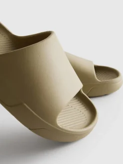 Chanclas de suela gruesa