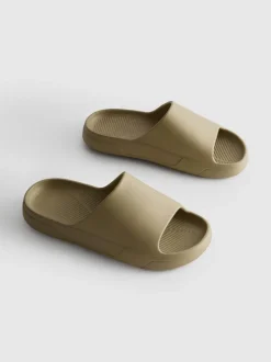 Chanclas de suela gruesa