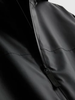 Chaqueta con capucha y cremallera