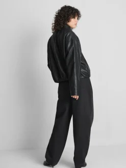 Chaqueta de piel sintética con cuello chimenea