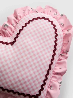 Cojín en forma de corazón con diseño en zigzag