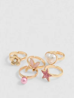 Conjunto de 5 anillos surtidos con colgantes