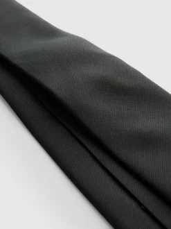 Corbata clásica