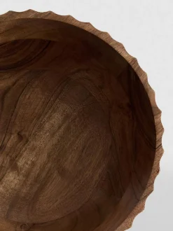 Cuenco para servir de madera festoneada