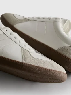 Deportivas de caña baja