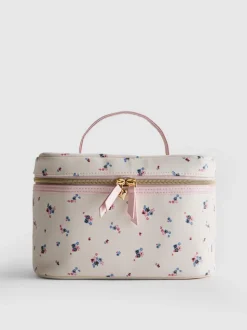 Estuche tocador de piel sintética con diseño floral