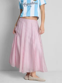 Falda midi amplia con detalles de costuras