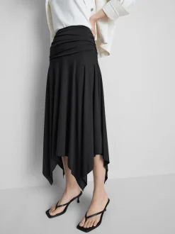 Falda midi con bajo tipo pañuelo