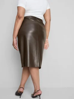Falda midi cruzada de piel sintética By Coleen
