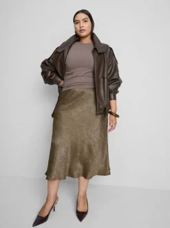 Falda midi satinada al bies con frunces By Coleen