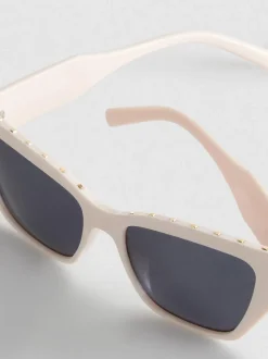 Gafas de sol estilo ojos de gato con tachuelas