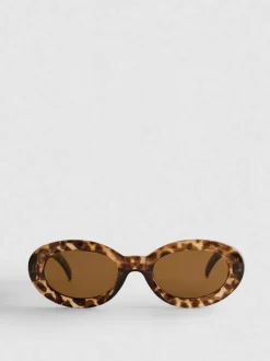 Gafas de sol ovaladas con estampado animal