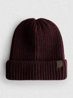 Gorro de punto acanalado