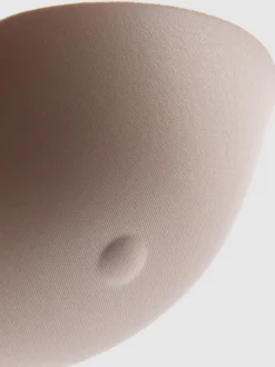 Inserto de mama izquierda tipo prótesis