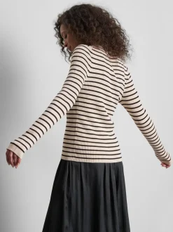 Jersey de canalé con cuello redondo