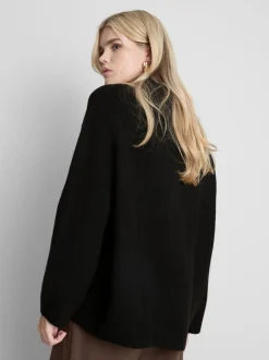 Jersey extragrande de cuello redondo en mezcla de lana