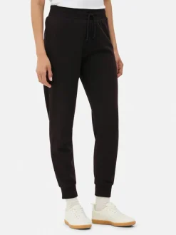 Joggers ajustados