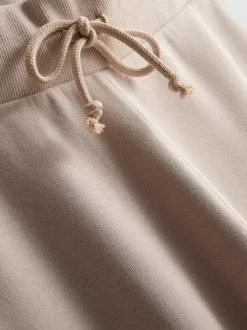 Joggers ceñidos con bajos ajustados