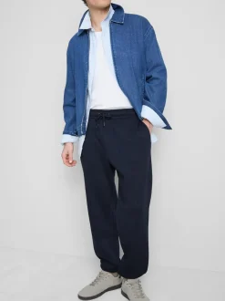 Joggers con cinturilla elástica y bajos ajustados