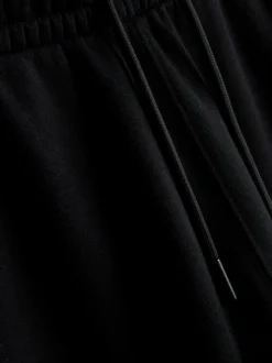 Joggers con cinturilla elástica y bajos ajustados