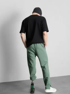 Joggers con paneles Adaptive