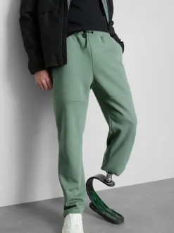 Joggers con paneles Adaptive