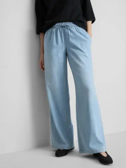 Joggers vaqueros de pernera recta