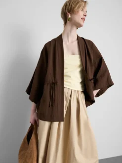 Kimono texturizado con detalle anudado