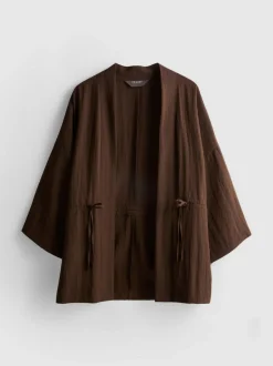 Kimono texturizado con detalle anudado