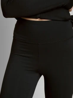 Leggings acampanados supersuaves