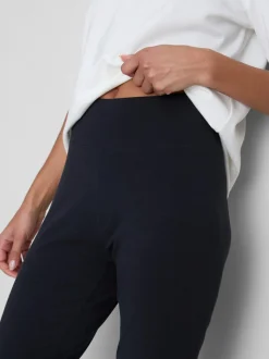 Leggings capri con alto porcentaje de algodón