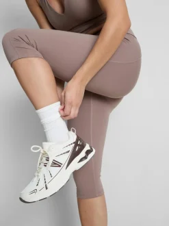 Leggings capri deportivos de talle alto