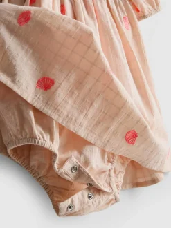 0-18 meses | Vestido con bordado de conchas de bebé