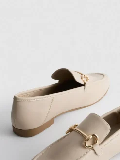 Mocasines con detalle de bocado de caballo