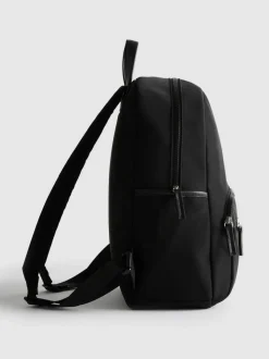Mochila con bolsillo con cremallera
