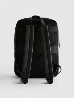 Mochila con cremallera y textura de The Edit
