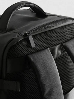 Mochila de viaje de estilo militar