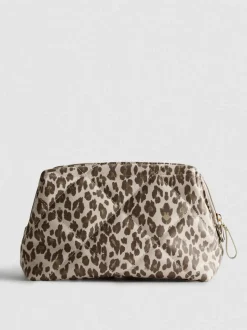 Neceser de piel sintética con estampado de leopardo