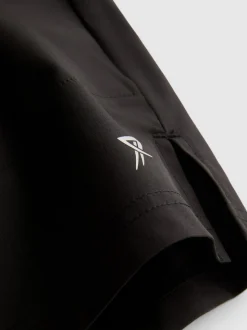 Pantalón corto de deportivo con cordón de ajuste