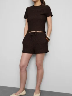 Pantalón corto fruncido con cordón de ajuste