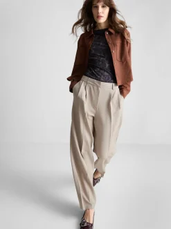 Pantalón plisado de pernera ancha