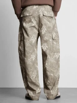 Pantalones cargo de camuflaje
