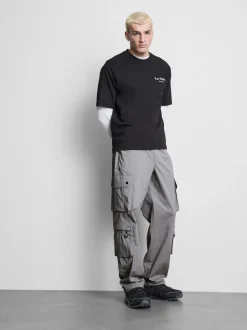 Pantalones cargo de estilo militar