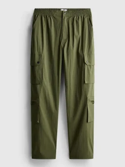 Pantalones cargo de estilo militar