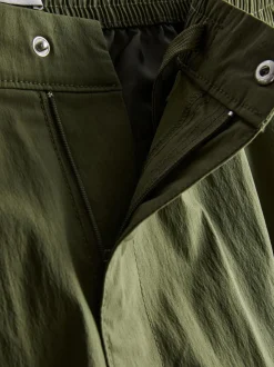 Pantalones cargo de estilo militar