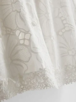 Pantalones cortos bordados con flores de algodón