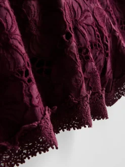 Pantalones cortos bordados con flores de algodón