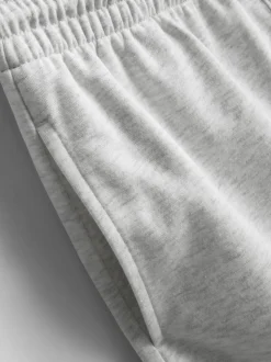 Pantalones cortos básicos con cordón de ajuste