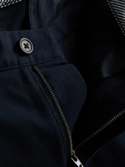 Pantalones cortos chinos con cinturón