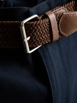 Pantalones cortos chinos con cinturón